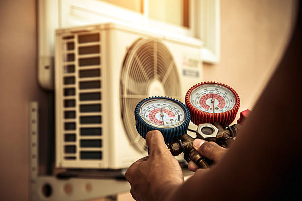 Professional Hvac Installation technician working in Rossville, PA